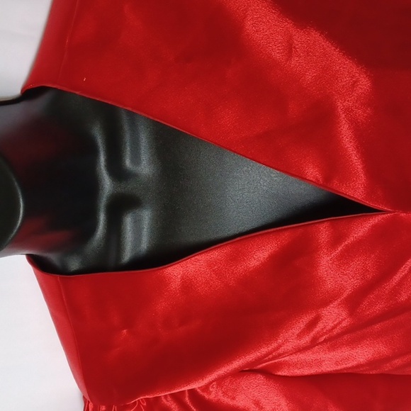 Vintage Crop Jacket, Red Satin, lined, 34" bust, 14" long, sz small - Picture 2 of 6